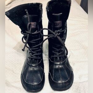 Ugh black boots size 5.